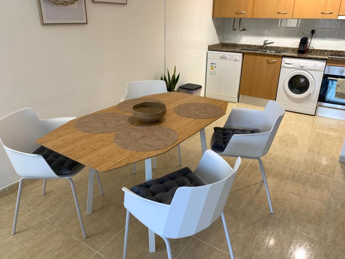Acogedor Apartamento Con Piscina En Vilafortuny, Cambrils Bagian luar foto